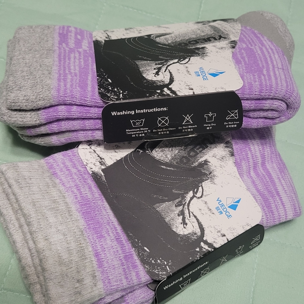 Women's hiking socks XL ( 2 pairs)  NEW